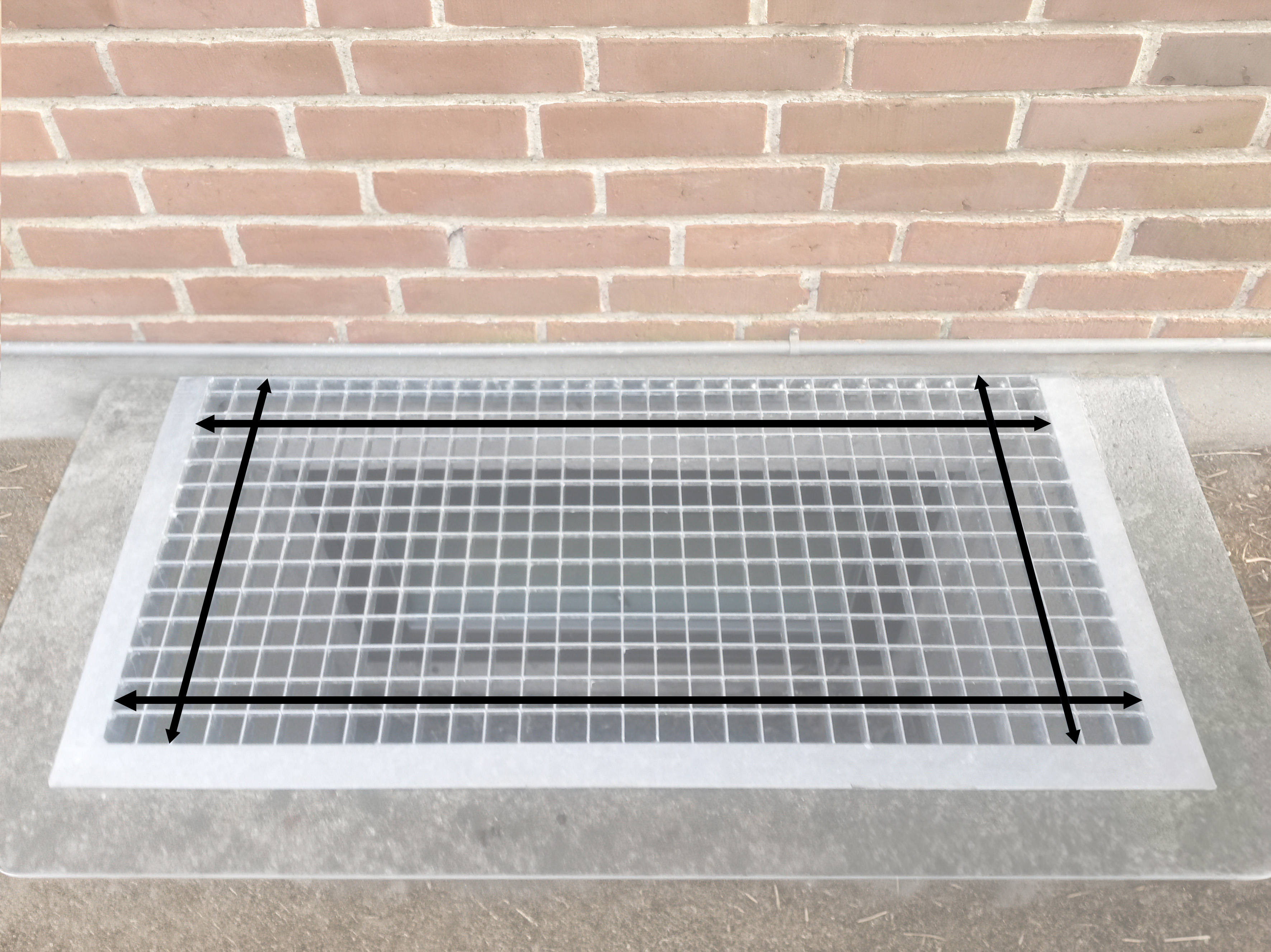 Illustration of opening size for grating installation